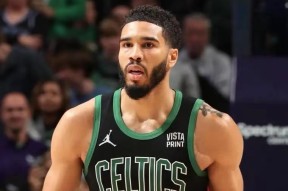 爱游戏体育- 萨拉赫焦点对战，塔图姆与70激战MAD分钟，败北胜负难料！引发球迷热议